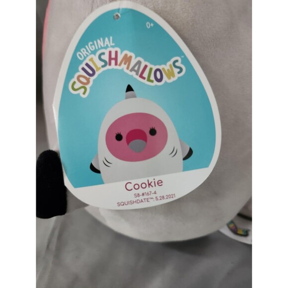 Squishmallow Cookie the Flamingo - Picture 9 of 9